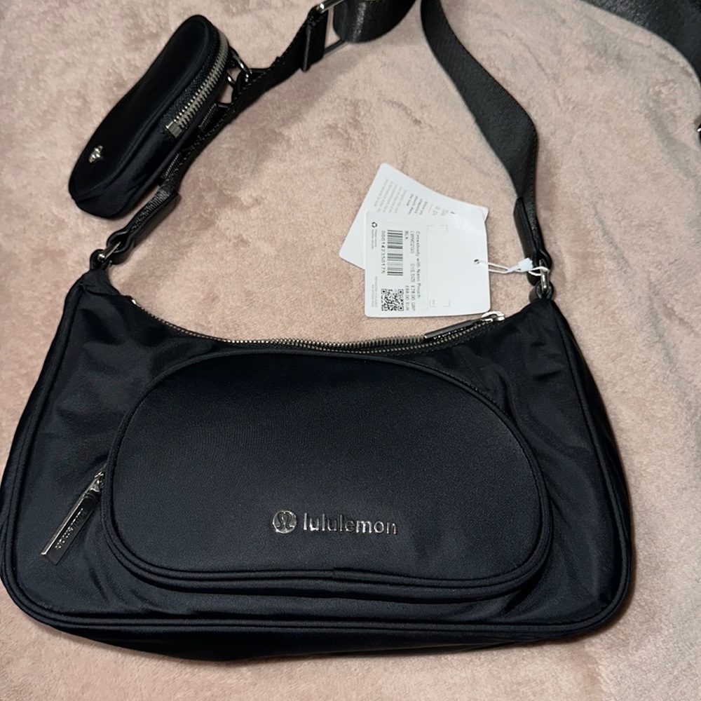 Lululemon nano crossbody
